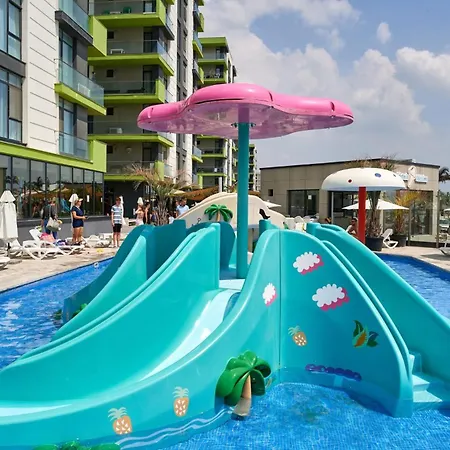 Διαμέρισμα Azizi Elegant - Piscina Plaja Restaurante & Centru *